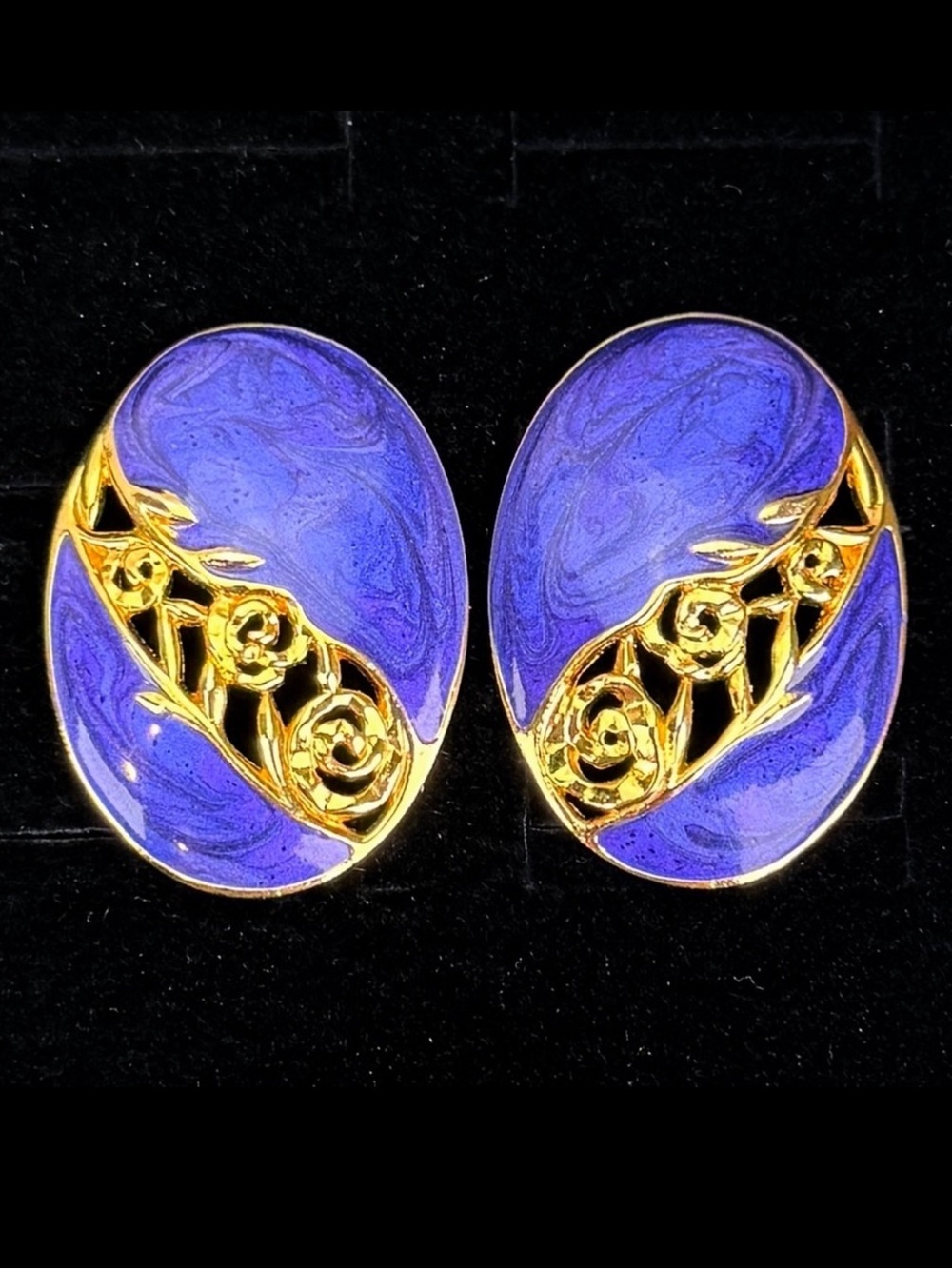 Gorgeous goldtone and purple enamel vintage pierced earrings